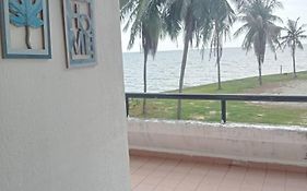 Seaview Beach Homestay Paradise Lagoon Apartment Pd